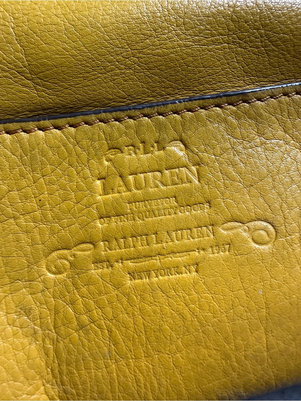 Ralph Lauren Grande Amarillo Canario Cuero Suave Handbag - Picture 6 of 8